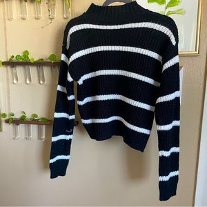 🐢Turtleneck Striped Sweater